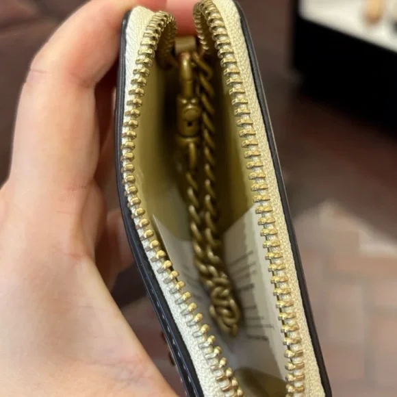 Coach Essential Chain Card Case - Picture 13 of 13